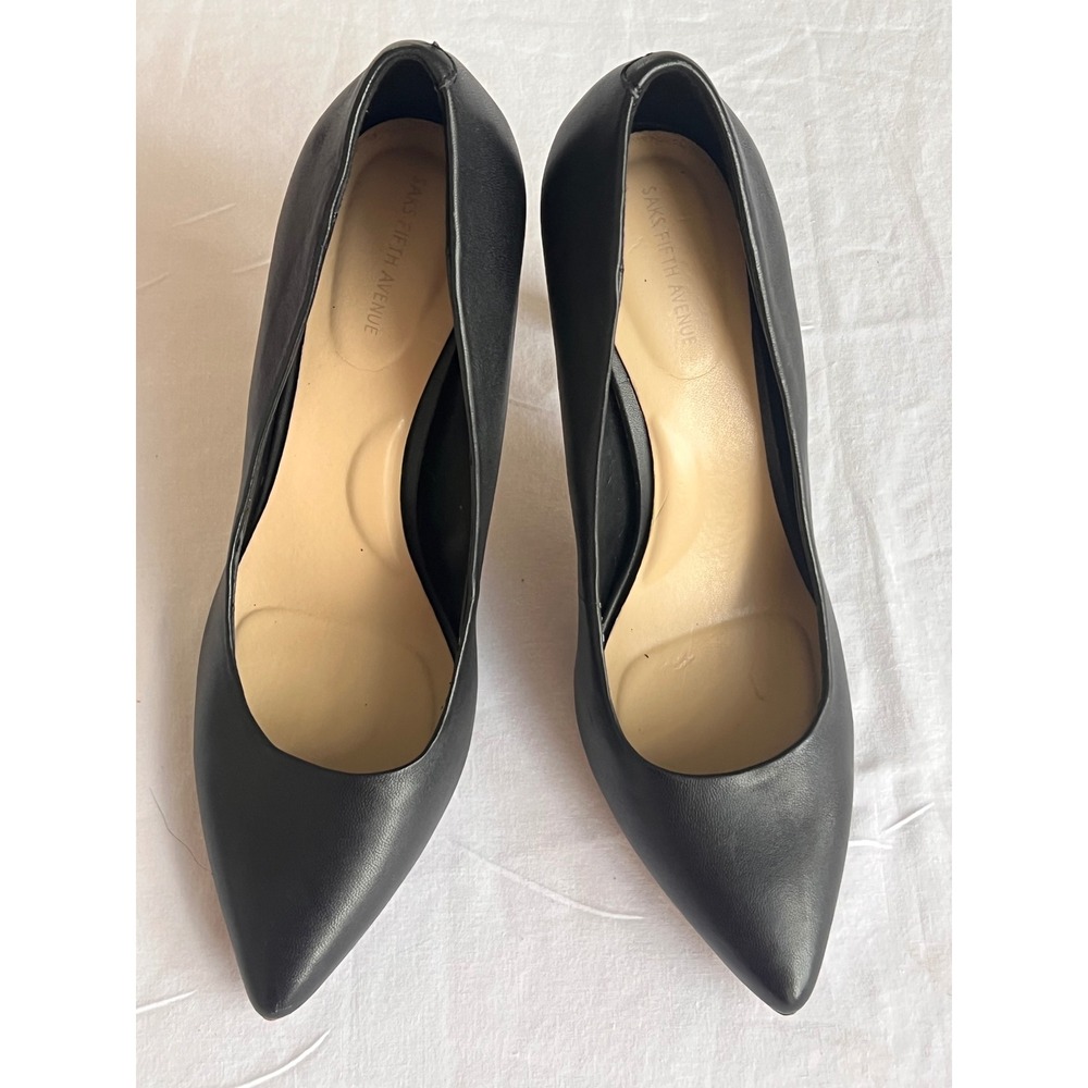 Sake Fifth Avenue Black leather pumps size 8.5